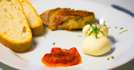 Uzená kýta s knedlíkem.