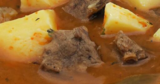 Pražský hovězí guláš s knedlíky