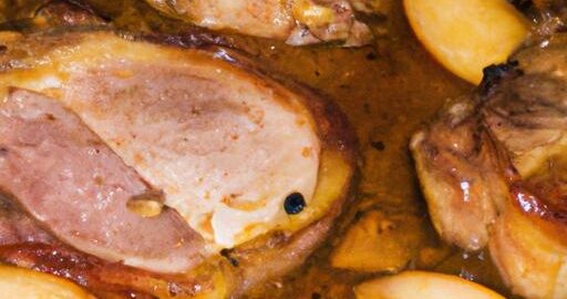 Pečené vepřové s jablky a cibulí