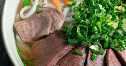 Vepřové Pho s nudlemi