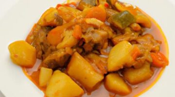 Sojový guláš s bramborami